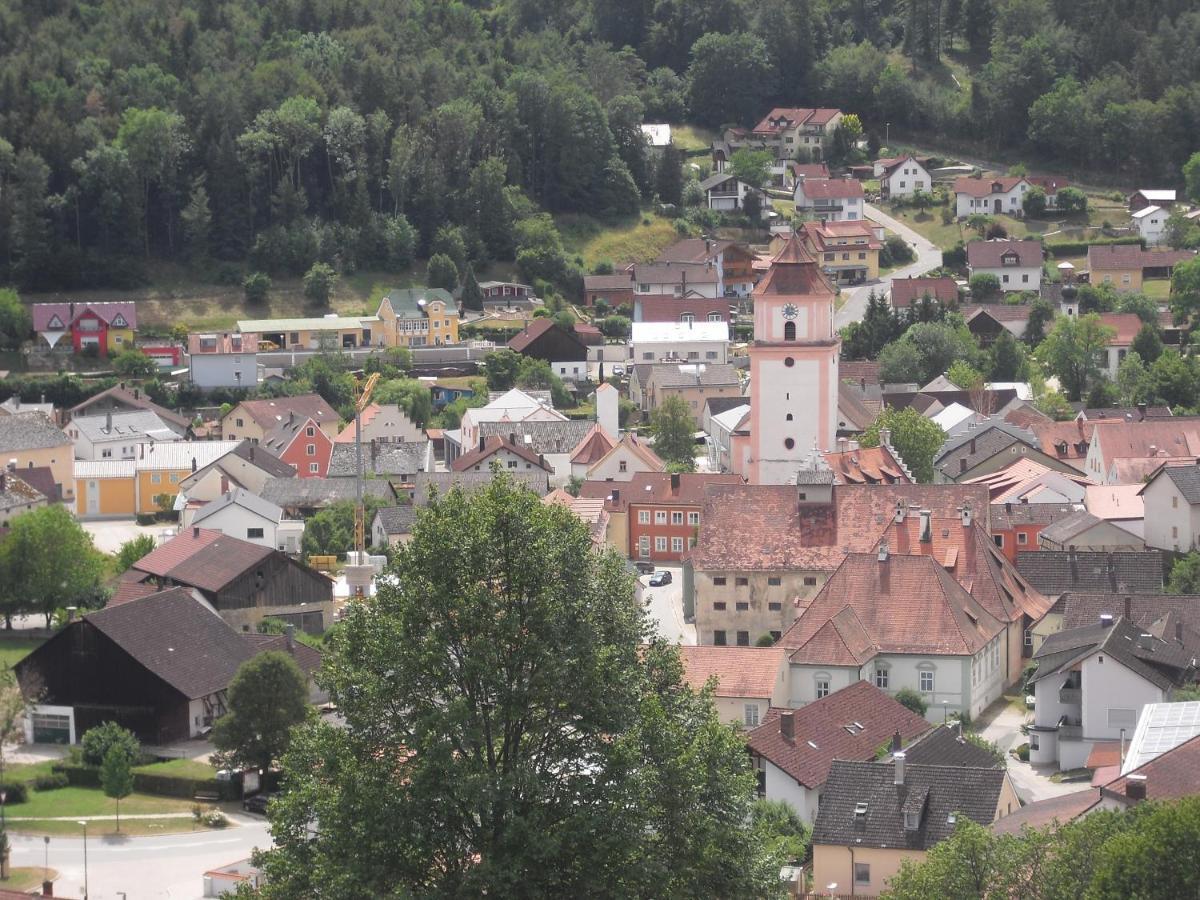 Ferienwohnung Bayernring Breitenbrunn  المظهر الخارجي الصورة
